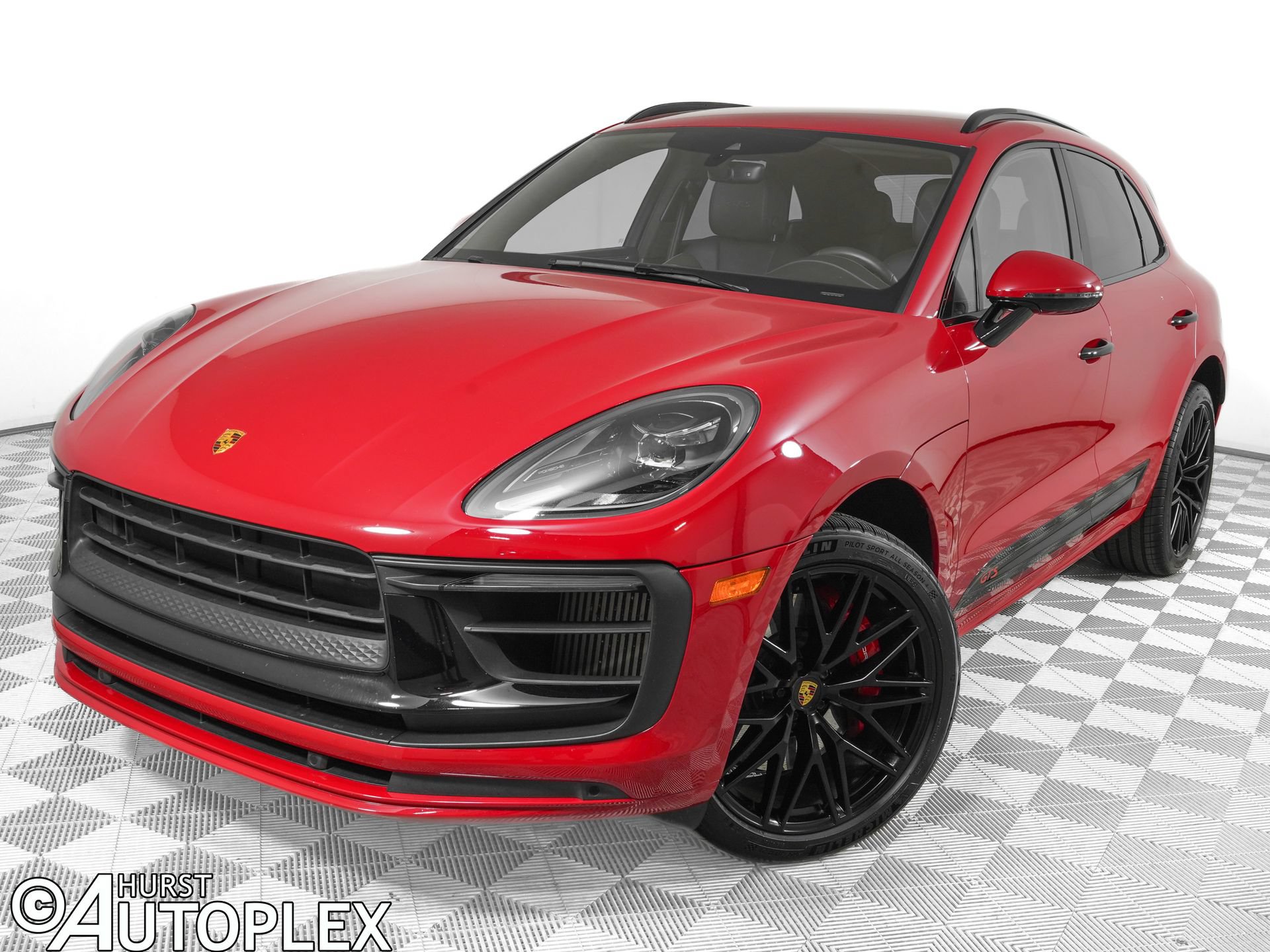 Used 2022 Porsche Macan GTS AWD/4WD image 1