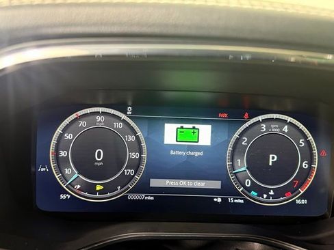 Certified 2025 Jaguar F-PACE R-Dynamic S image 18