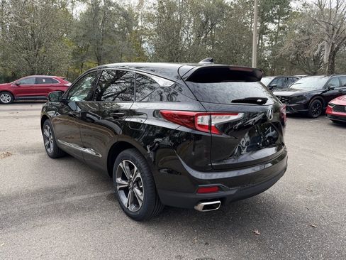 Used 2023 Acura RDX Advance Package image 4