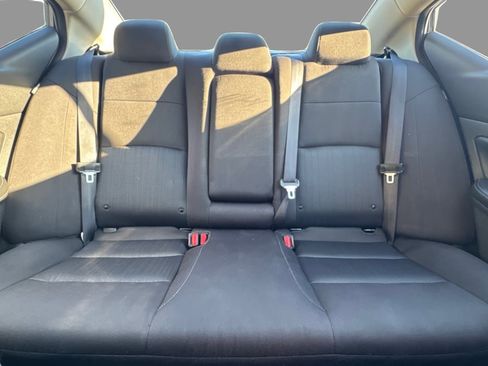 Used 2023 Nissan Altima 2.5 SV image 14