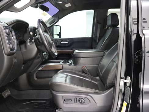 Used 2021 Chevrolet Silverado 2500 High Country w/ Z71 Off-Road Package image 8