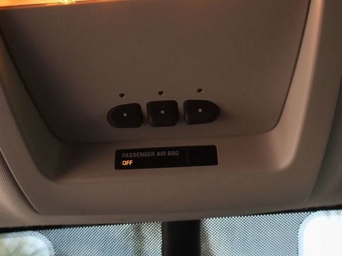 Used 2013 Chevrolet Suburban 2500 LT AWD/4WD image 29
