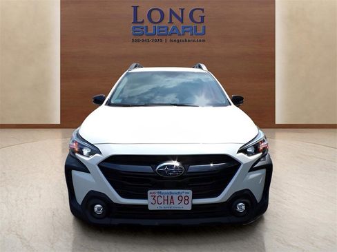 Certified 2025 Subaru Outback Premium image 4