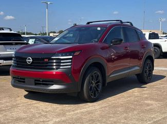 Used 2026 Nissan Kicks SR w/ Cold Weather Package video 2