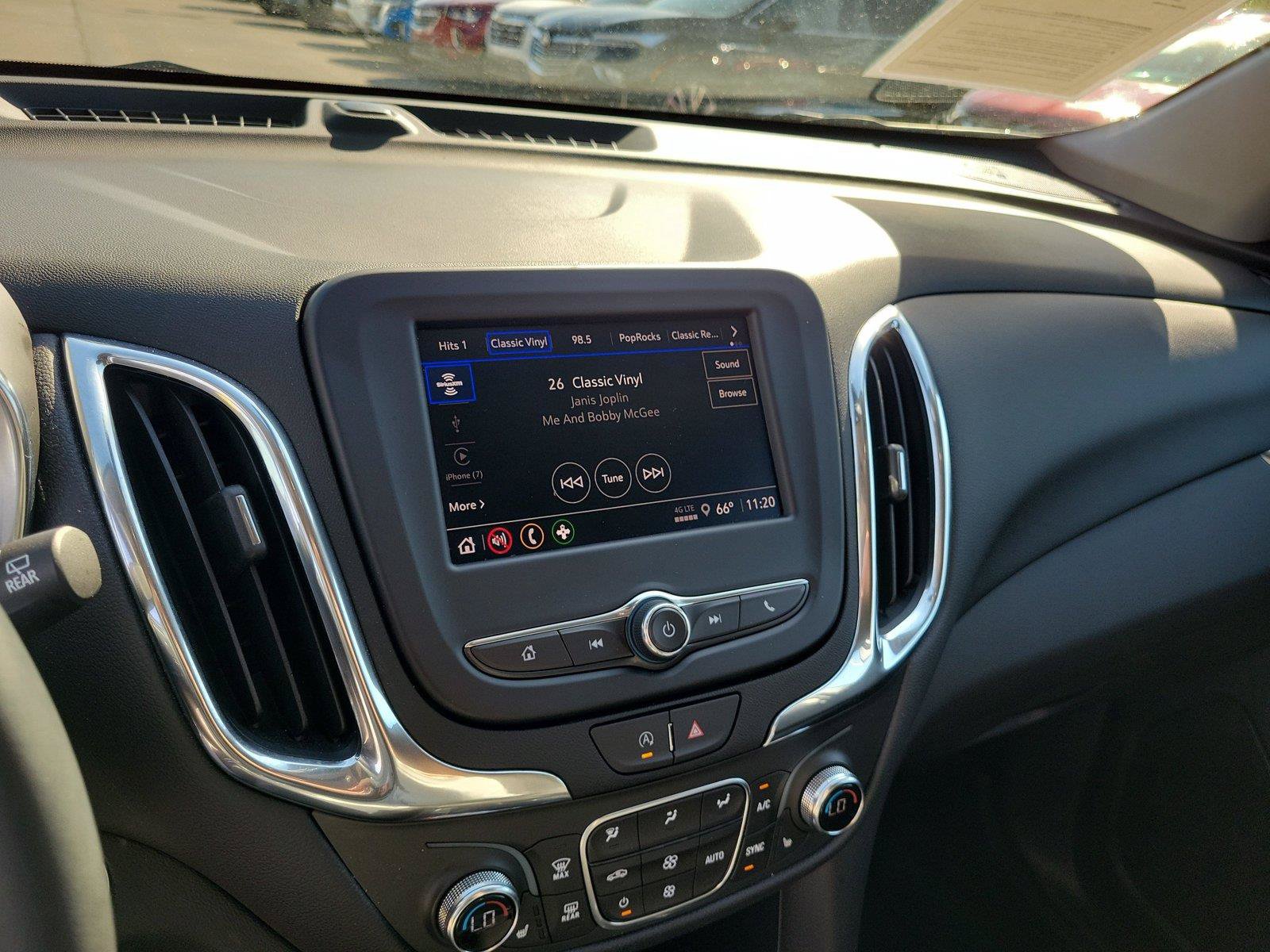 Used 2024 Chevrolet Equinox LT FWD image 28