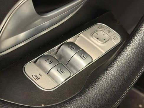 Used 2023 Mercedes-Benz GLE 350 4MATIC image 17