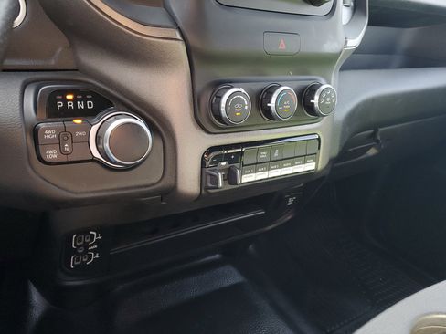 Used 2022 RAM 2500 Tradesman w/ Chrome Appearance Group image 26