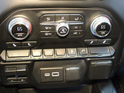 Used 2019 GMC Sierra 1500 Elevation w/ Elevation Value Package AWD/4WD image 25