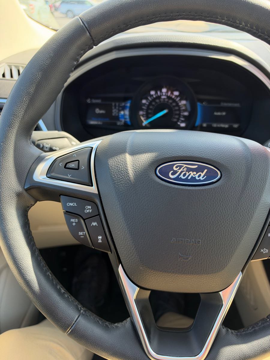 Used 2024 Ford Edge Titanium w/ Equipment Group 301A AWD/4WD image 15