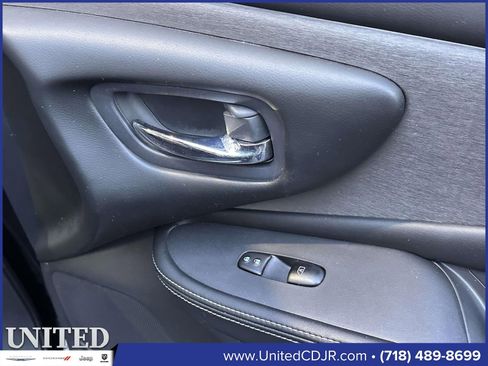 Used 2020 Nissan Murano SV image 30