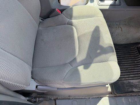 Used 2016 Nissan Frontier SV w/ SV Value Truck Package image 16