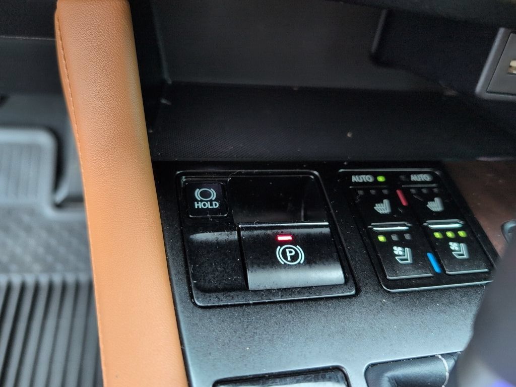 Used 2022 Lexus RX 350 FWD w/ Premium Package image 25