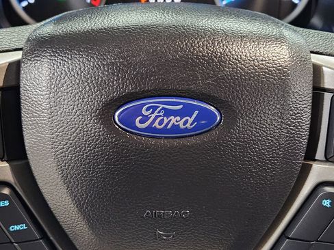 Used 2021 Ford Expedition Max XLT image 50