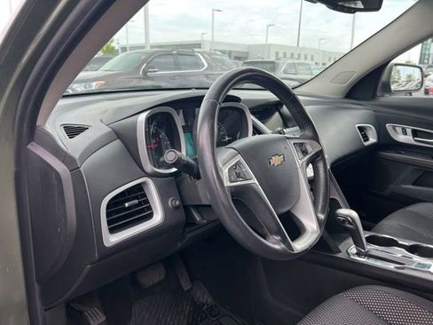Used 2015 Chevrolet Equinox LT w/ Driver Convenience Package FWD image 9