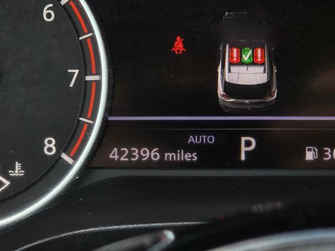 Used 2023 Nissan Rogue SV AWD/4WD image 25
