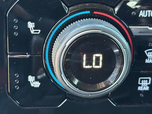 Used 2024 Chevrolet Silverado 1500 RST w/ Convenience Package II RWD image 31