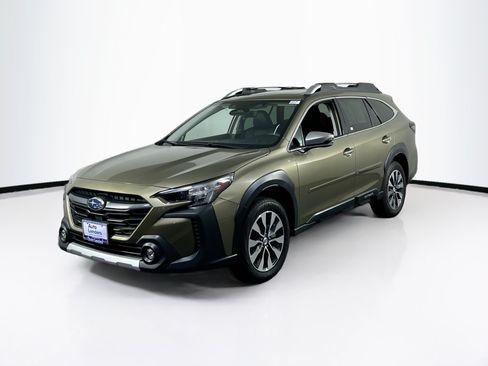 Used 2023 Subaru Outback Touring AWD/4WD image 1