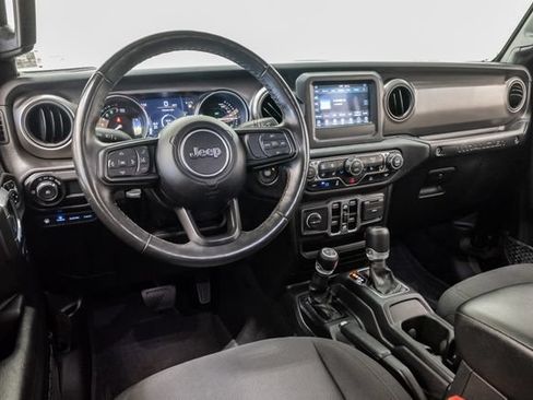 Used 2023 Jeep Wrangler Unlimited w/ Cold Weather Group AWD/4WD image 7