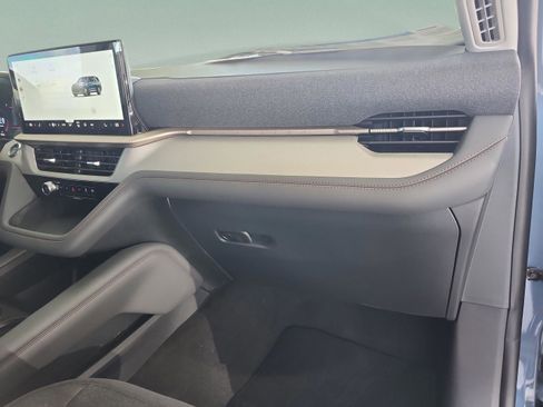 New 2026 Ford Explorer Active image 19