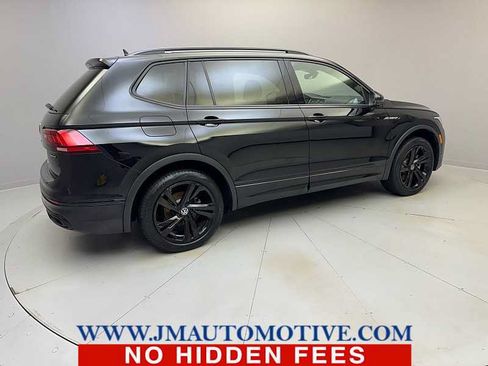 Used 2024 Volkswagen Tiguan SE R-Line AWD/4WD image 5