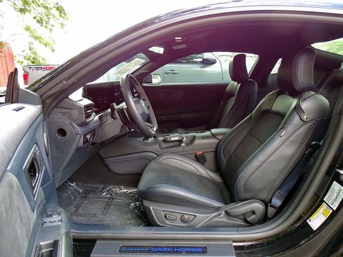 Used 2024 Ford Mustang Dark Horse RWD image 25