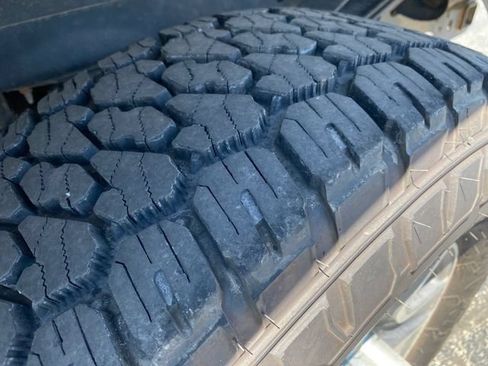 Used 2025 Ford F350 Lariat AWD/4WD image 19