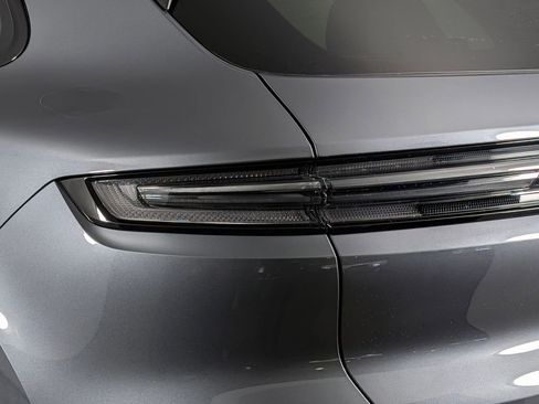 New 2026 Porsche Cayenne AWD/4WD image 16