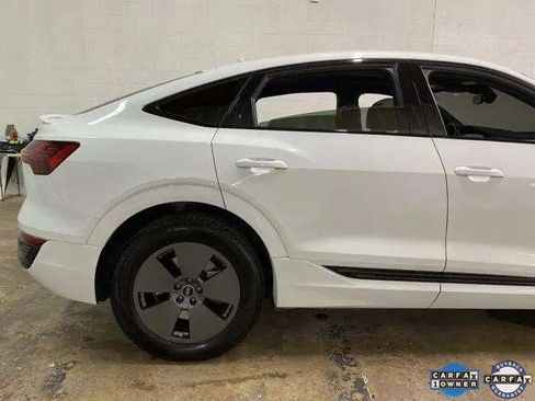 Used 2024 Audi Q8 e-tron Premium image 99