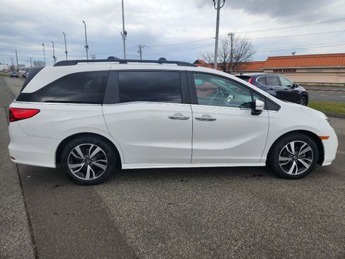 Used 2023 Honda Odyssey Touring image 6