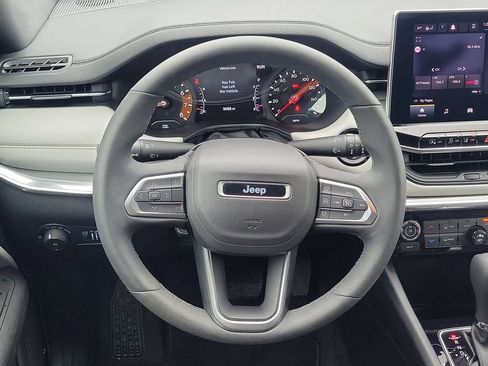 Used 2024 Jeep Compass Limited AWD/4WD image 19