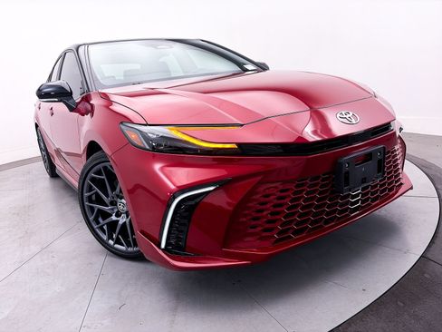 Used 2025 Toyota Camry XSE w/ Premium Package FWD image 3
