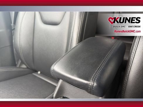 Used 2025 Jeep Compass Limited AWD/4WD image 32