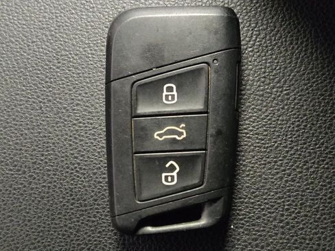 Used 2021 Volkswagen Jetta S FWD image 32