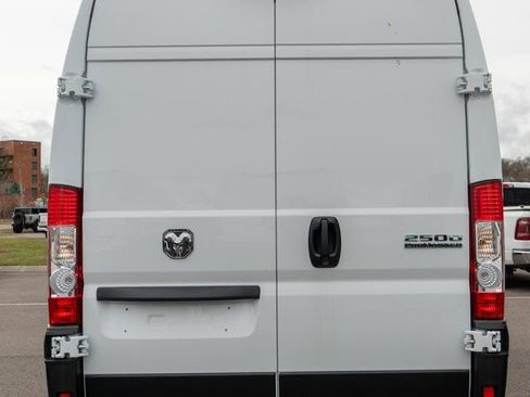 New 2026 RAM ProMaster 2500 w/ Premium Convenience Group image 7