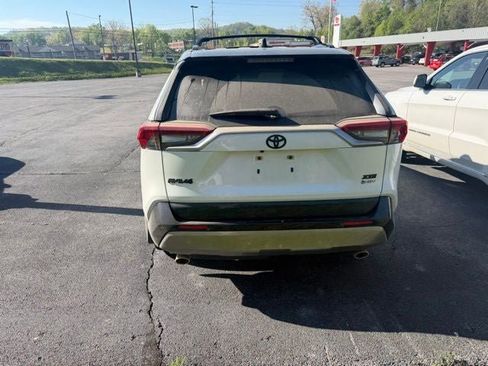 Used 2025 Toyota RAV4 XSE w/ Weather Package image 12