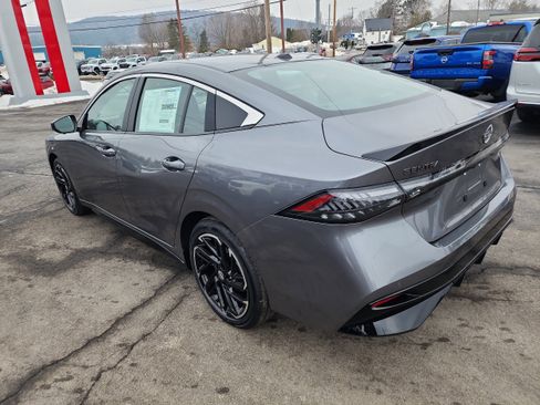 New 2026 Nissan Sentra SR image 6