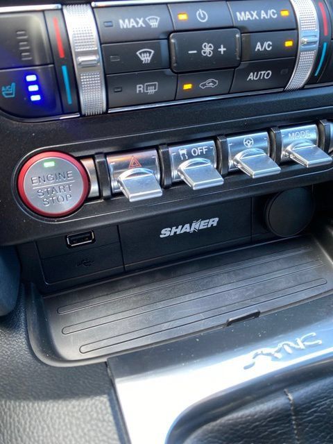 Used 2018 Ford Mustang GT Premium w/ Black Accent Package RWD image 29