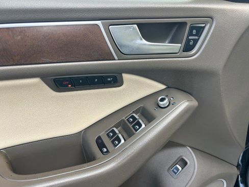 Used 2016 Audi Q5 2.0T Premium Plus w/ Technology Package image 29