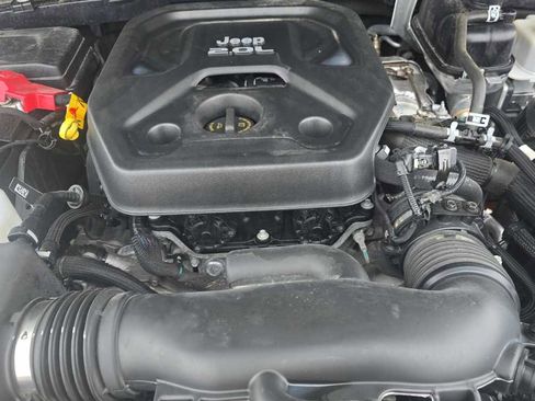 Used 2023 Jeep Wrangler Sahara w/ Cold Weather Group image 17