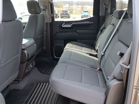 Used 2023 GMC Sierra 1500 Elevation image 38