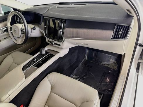 Certified 2023 Volvo S90 B6 Plus w/ Protection Package Premier AWD/4WD image 31