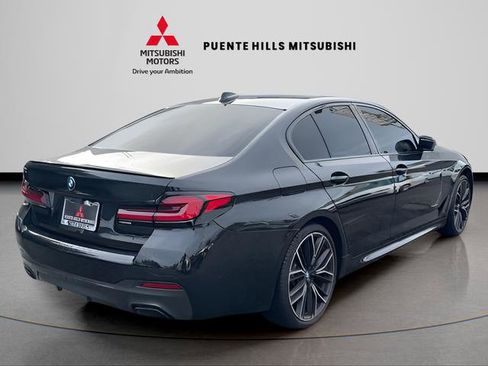 Used 2023 BMW 530e w/ M Sport Package image 4