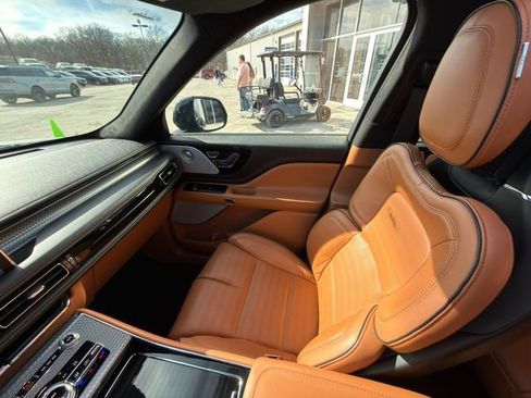 Used 2024 Lincoln Aviator Black Label w/ Jet Package image 26