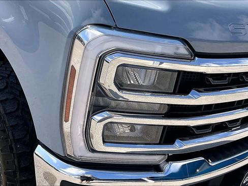 Used 2024 Ford F250 King Ranch w/ Tremor Off-Road Package AWD/4WD image 28