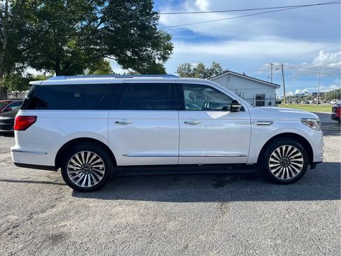 Used 2019 Lincoln Navigator L Reserve AWD/4WD image 4