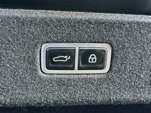Used 2023 Hyundai Ioniq 6 SE w/ Cargo Package RWD image 30
