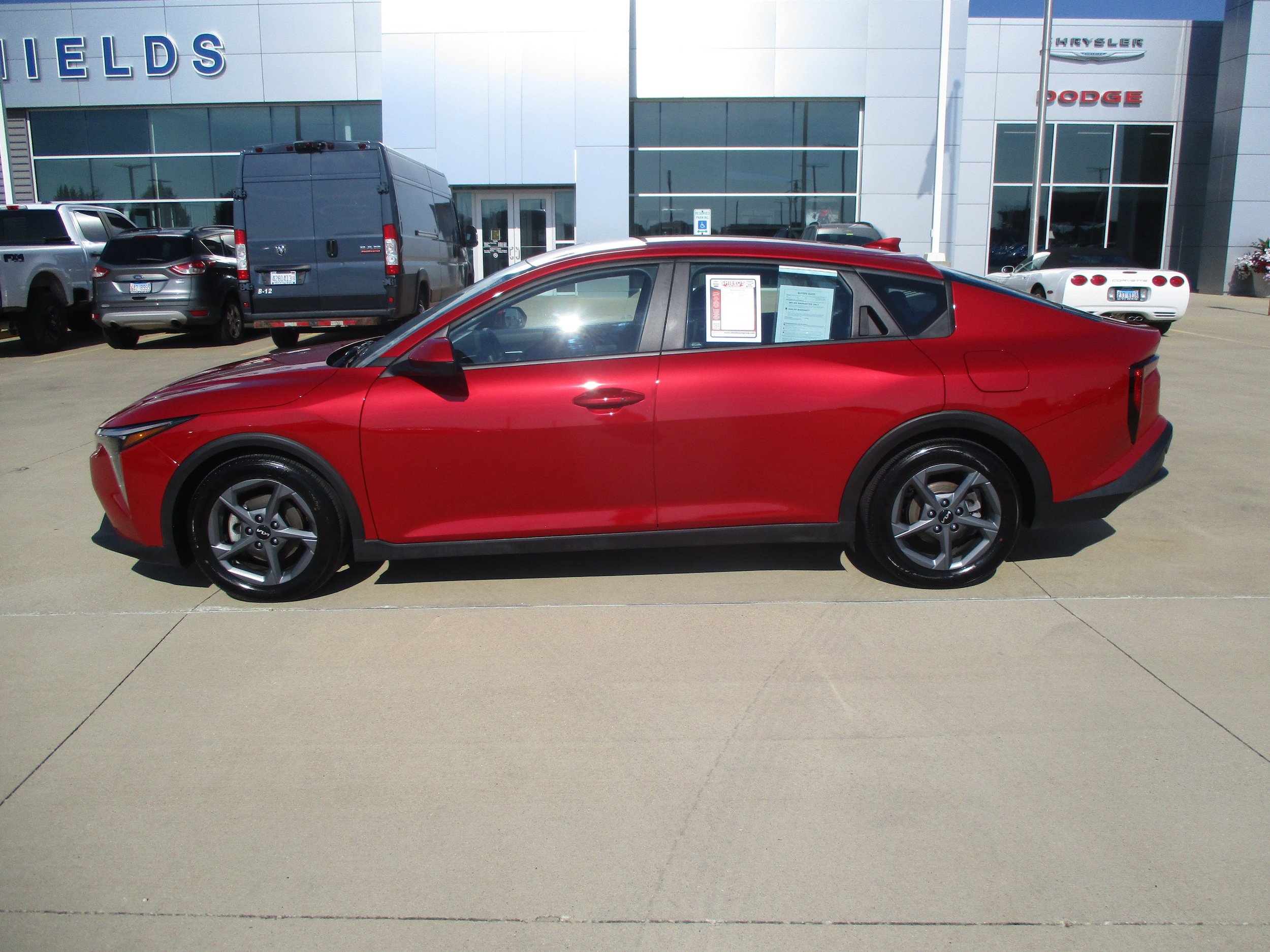 Used 2025 Kia K4 FWD image 3