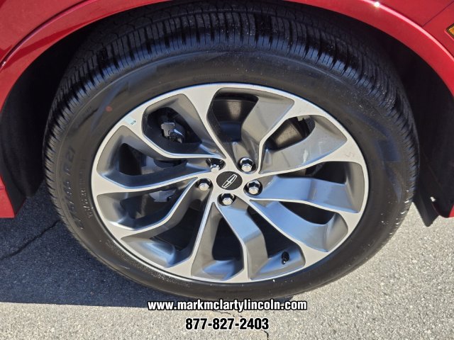 New 2026 Lincoln Aviator 2WD w/ Jet Appearance Package image 16