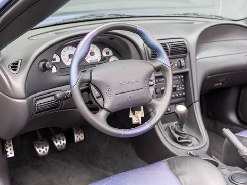 Used 2004 Ford Mustang Cobra RWD image 12