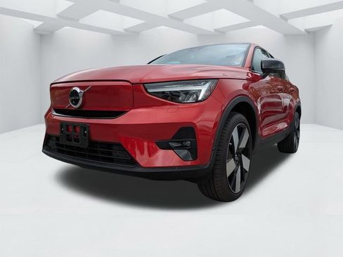 Certified 2023 Volvo C40 P8 Recharge Ultimate AWD/4WD image 10
